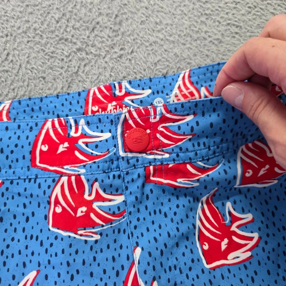 Chubbies Mens XXL Shorts Blue Red Fish Print Performance Stretch 6in Inseam